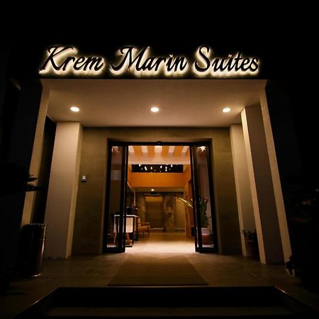 Krem Marin Otel Cesme Bagian luar foto