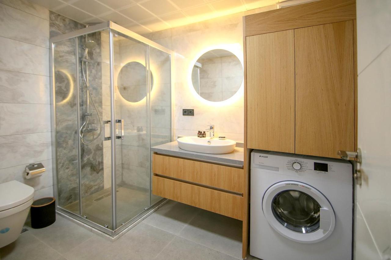 Krem Marin Otel Cesme Bagian luar foto