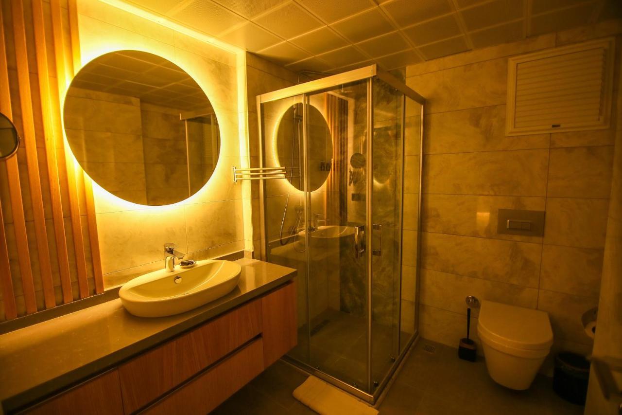 Krem Marin Otel Cesme Bagian luar foto