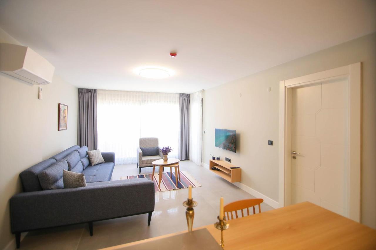 Krem Marin Otel Cesme Bagian luar foto