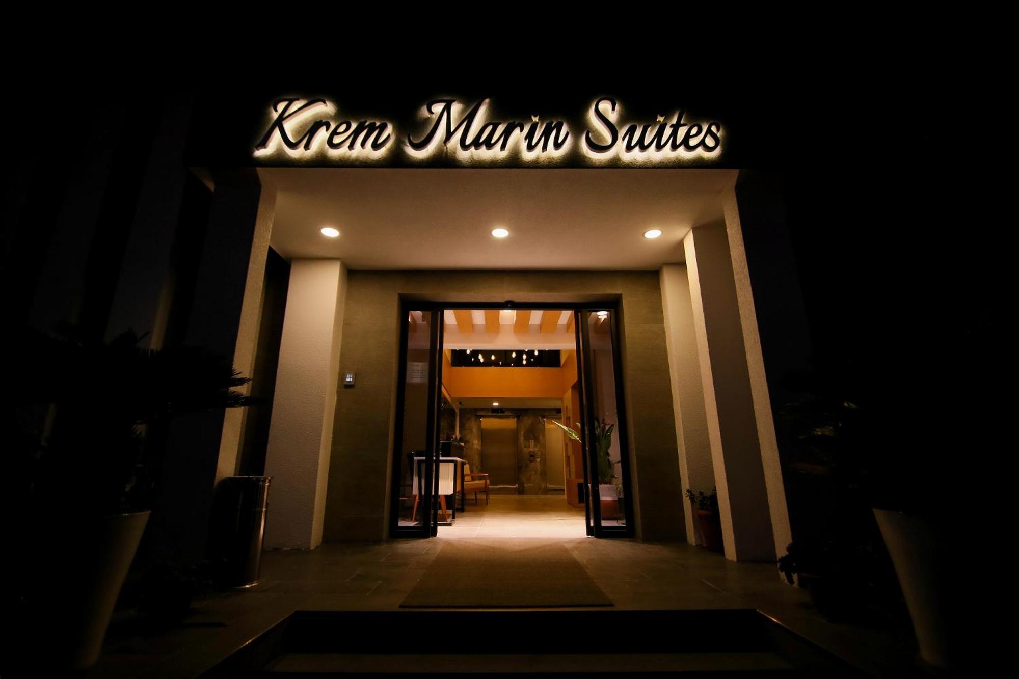 Krem Marin Otel Cesme Bagian luar foto
